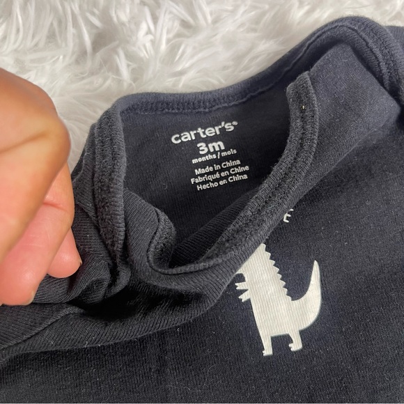 Carter’s baby boy set | 3M onesie, shirt 0-9 M beanie - Picture 5 of 7